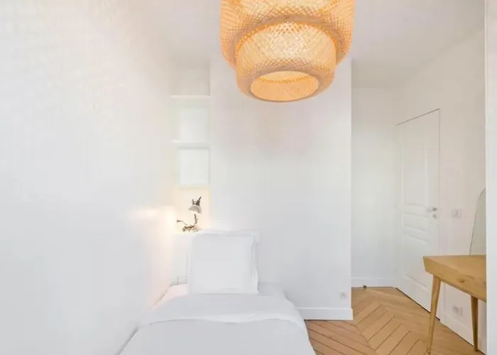 Charming, Bright 2-bedroom Flat Near Lafayette Lejlighed