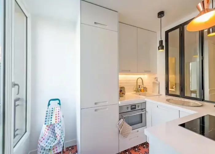 Charming, Bright 2-bedroom Flat Near Lafayette Lejlighed Paris